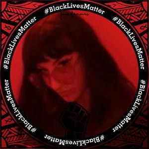 Meet your Posher, Caitlyn